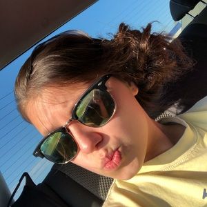 Meet your Posher, Sarah